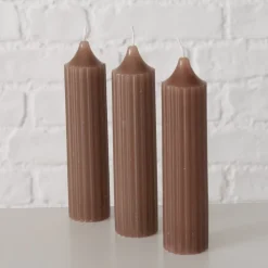 Boltze Weihnachtsdeko|Weihnachts- & Adventskerzen-Dicke Stabkerzen Riffly Ø 3,5 cm, 3er Set