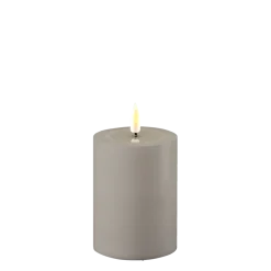 Deluxe Homeart Gartendekoration-LED Real Flame Outdoor Stumpenkerze grau