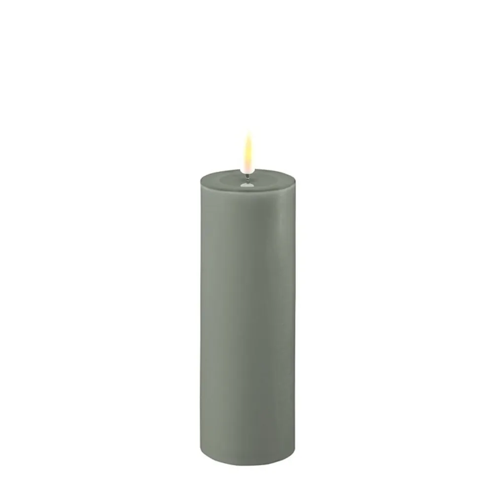 Deluxe Homeart Led-Kerzen & Led-Laternen|Kerzen-LED Stumpenkerze Real Flame salbei green