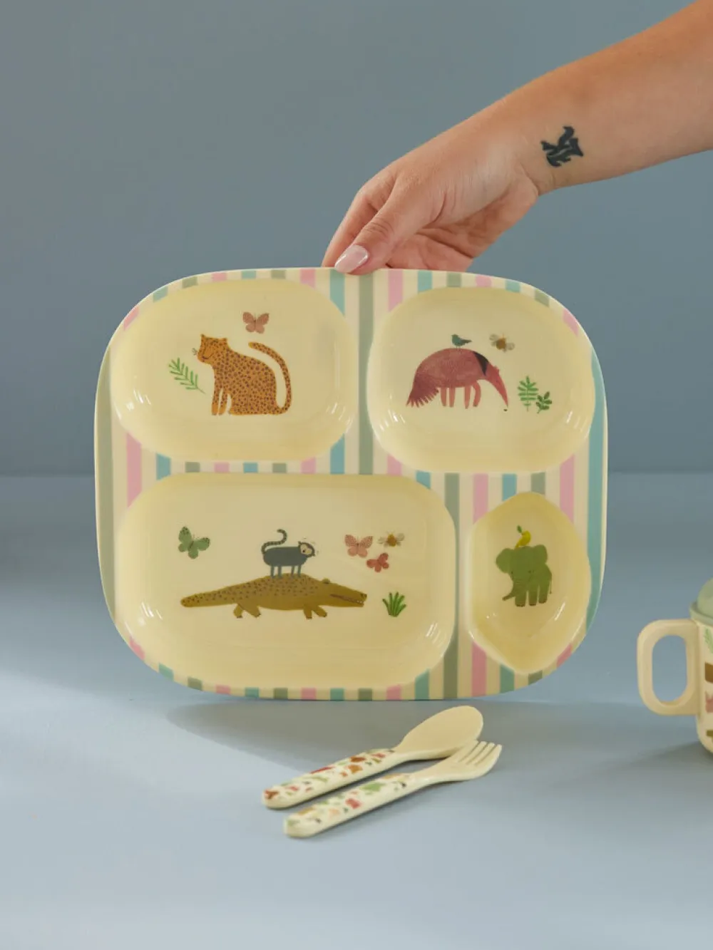 RICE Teller|Geschirr & Tischdeko Skandinavisch-Melamin Kinderteller mit 4er Einteilung Sweet Jungle Print